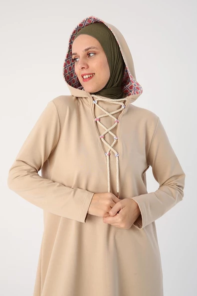 Bej01-Bağlama Detaylı Kapüşonlu Uzun Tunik