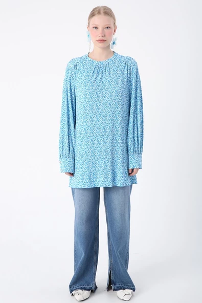 Mavi-Beyaz-Desenli Biye Kemerli Rahat Piliseli Likralı Tunik - Resim 2