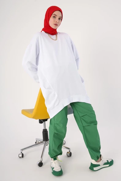 Beyaz-Yanları Pileli Ribanalı Likralı Sweat ürün görseli