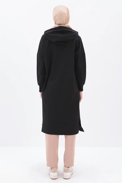 Siyah-CEBİ NAKIŞLI KAPŞONLU SWEAT TUNİK - Resim 4