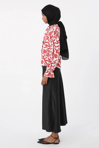 Bordo-Beyaz-Yakası Bağlama Detaylı Likralı Crep Bluz - Resim 3