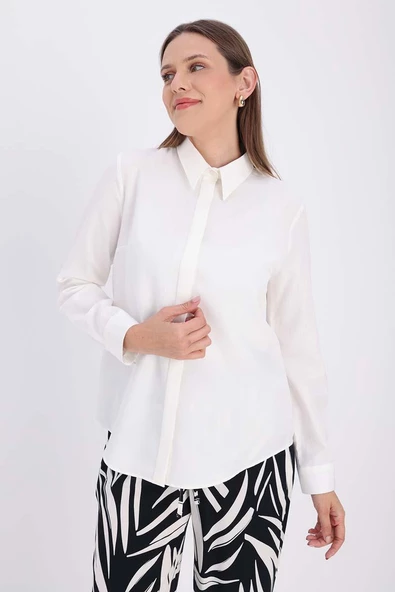 Ekru-Pamuklu Gizli Patlı Gömlek ürün görseli