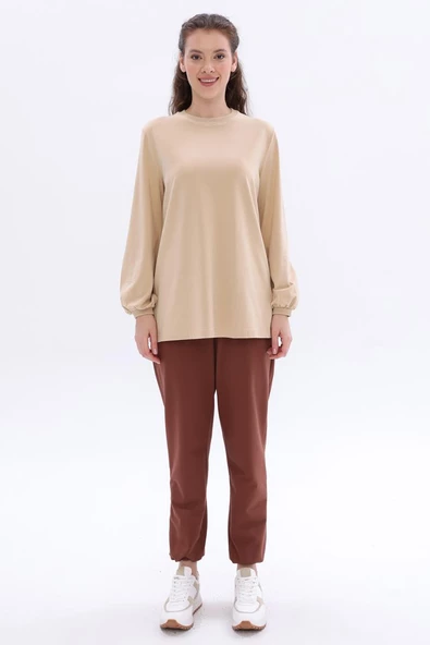 Bej-Bisiklet Yaka Kol Ucu Büzgülü Likralı Pamuklu Bluz - Resim 2