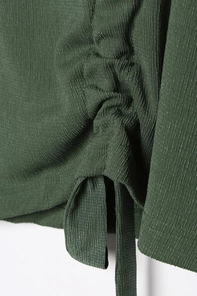 Yeşil-Büzgülü Bağlama Detaylı Bisiklet Yaka Likralı Tunik - Resim 5