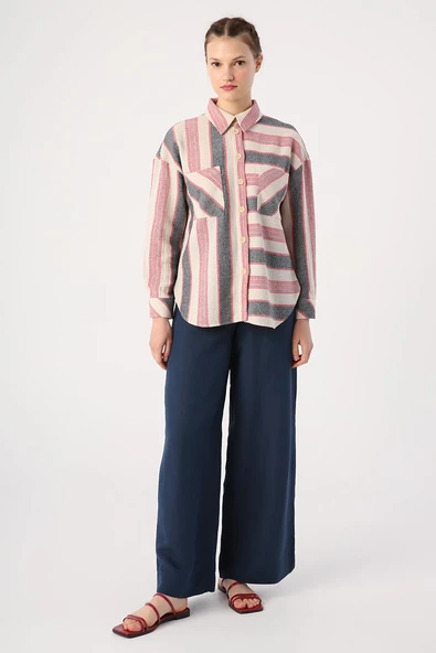 Siyah-Kırmızı-Pamuklu Çizgili Cepli Yanları Yırtmaçlı Gömlek - Resim 2