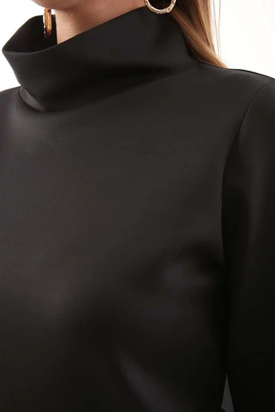 Siyah-Dik Yaka Kolu Yırtmaçlı Likralı Scuba Bluz - Resim 5