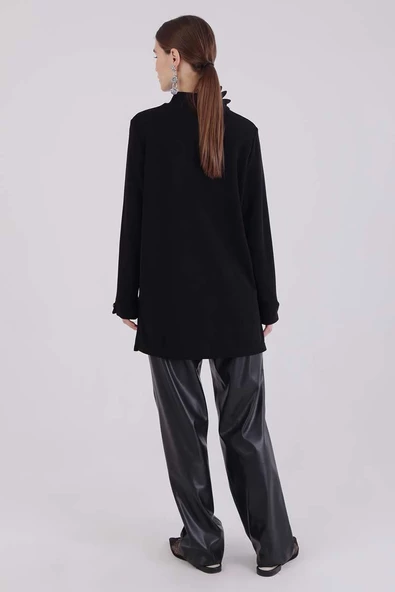 Siyah-Manşeti Düğmeli Yırtmaçlı Tunik - Resim 4