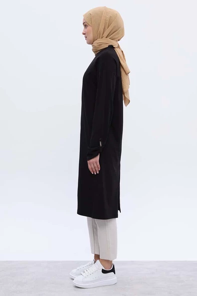 Siyah-Pamuklu Arkadan Yırtmaçlı Apoletli Likralı Tunik - Resim 3