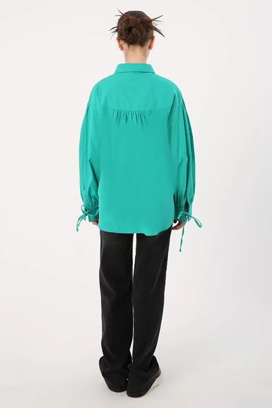 Zümrüt-%100 Pamuk Kolları Bağlama Detaylı Gömlek - Resim 4