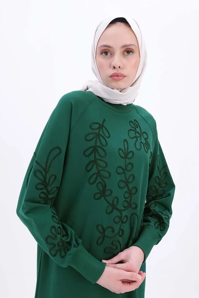 Zümrüt-Nakışlı Uzun Sweat Tunik ürün görseli