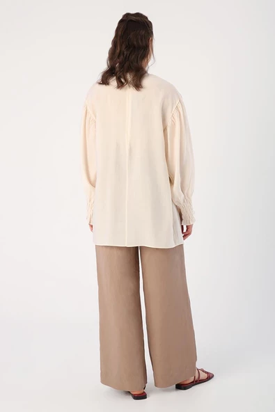 Ekru-Gipe Lastik Kol Detaylı Bisiklet Yaka Tunik - Resim 4