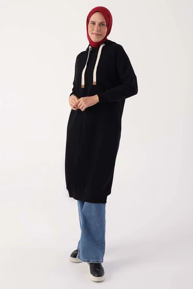 Siyah-Kuşgözlü Kapüşonlu Cepli Sweat Tunik ürün görseli