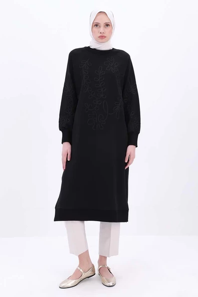 Siyah-Nakışlı Uzun Sweat Tunik - 2