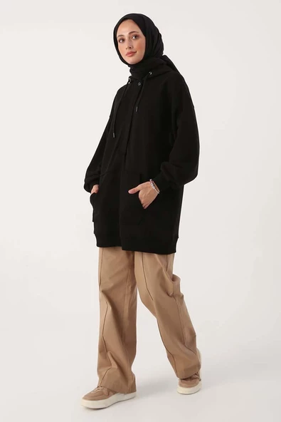 Siyah-Oversize Kapüşonlu Kanguru Cepli Sweat