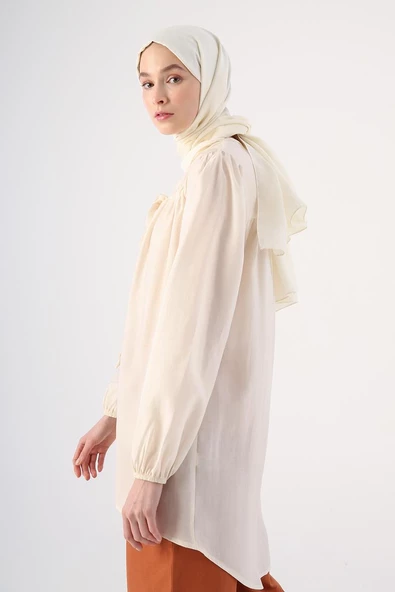 Ekru-Büzgülü Fiyonk Detaylı Arkası Düğmeli Salaş Tunik - Resim 6