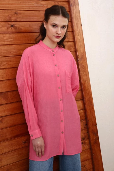 Pembe-Cepli Hakim Yaka Gömlek ürün görseli