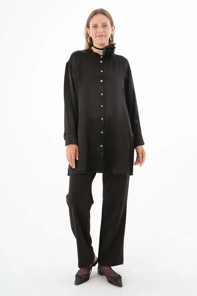 Siyah-Hakim Yaka Yanları Yırtmaçlı Gömlek ürün görseli
