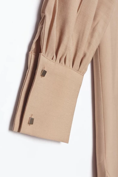 Sütlü Kahve-Dik Yaka Büzgülü Kol Düğmesi Detaylı Gömlek - Resim 6