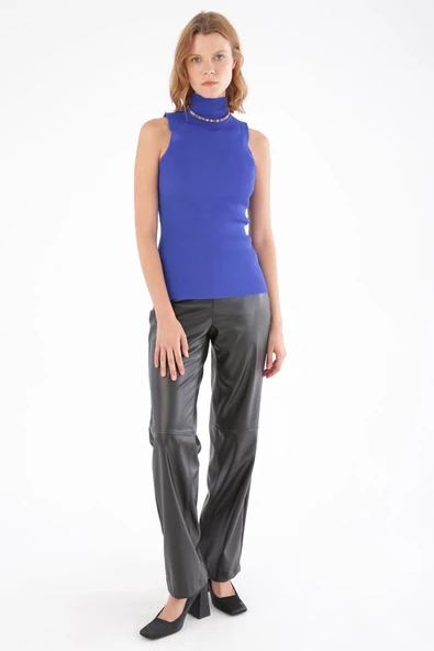 Saks-İnce Triko Kolsuz Bluz - Resim 2