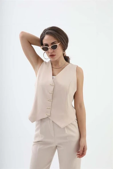 Düğme Detaylı Yelek - Bej - Resim 2