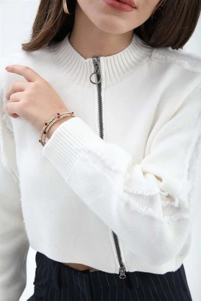 Önü Oval Fermuarlı Hırka - Ekru ürün görseli 1