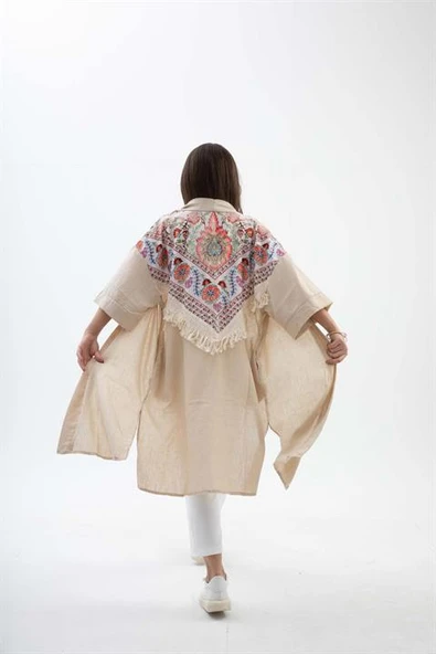 Arkası Baskılı Püsküllü Kimono - Bej - Resim 6