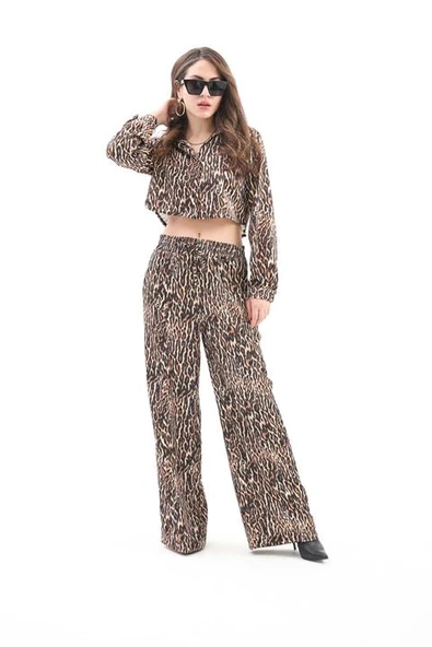 Önü Çimalı Beli Lastikli Leopar Desen Pantolon - Siyah - Resim 3