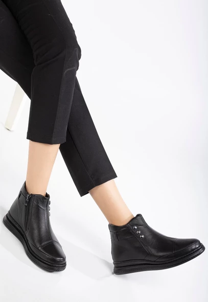 Hakiki Deri Ortopedik Kadın Bot Siyah Troklu Düz Taban - Resim 2