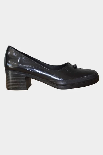 Kadın Rugan Siyah Hakiki Deri Comfort Günlük Ayakkabı-NHR.0046