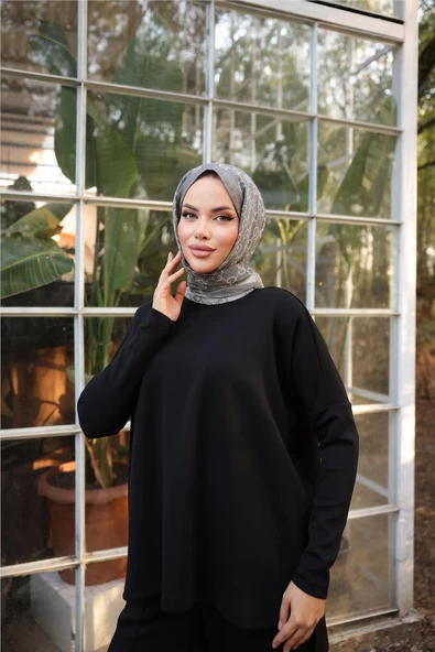 Arkası Uzun O Yaka Kısa Sweat-Pantolon İkili Eşofman Spor Takımı - (38-46) - 71216 - Siyah - 5