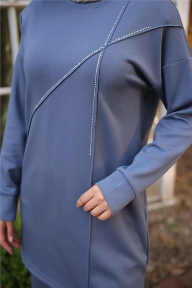 Çarpraz Taş Detaylı O Yaka Sweat-Pantolon İkili Eşofman Spor Takımı - 71215.006 - İndigo - 6