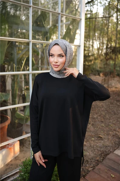 Arkası Uzun O Yaka Kısa Sweat-Pantolon İkili Eşofman Spor Takımı - (38-46) - 71216 - Siyah - 4
