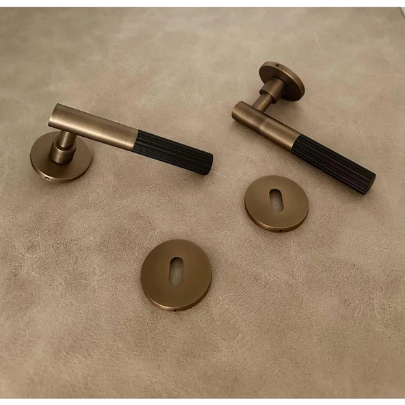 Duo One-S Zamak Mat Antik Sarı - Siyah Rozetli Zamak Oda Kapı Kolu 1 Takım - Resim 2