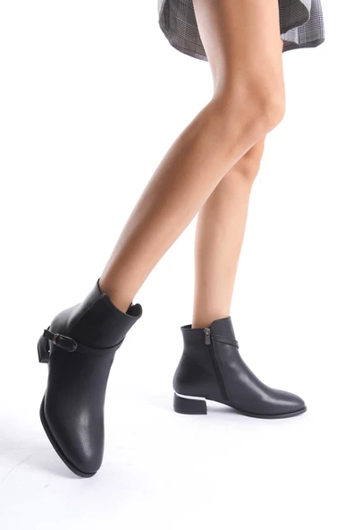 Kaltas Siyah Kısa Kalın Topuklu Tokalı Fermuarlı Günlük Bot - 3