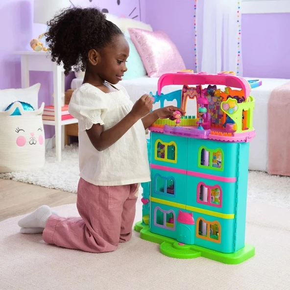 Gabby Dollhouse Parti Salonu Oyun Seti 6069755 - 10
