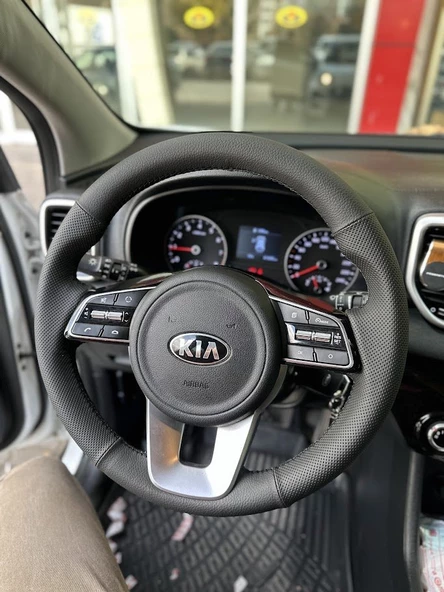 Kia Sportage 2020-2024 Araca Özel Direksiyon Kılıfı (NOKTA DÜZ) - Resim 2