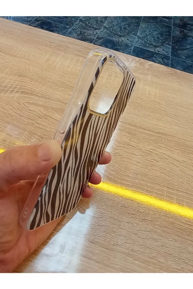 İPhone 13 Pro Leopar Desen Hologramlı Kılıf Darbe Korumalı Kapak - 2