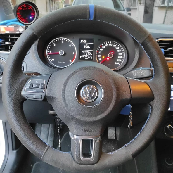 Volkswagen Polo Araca Özel Direksiyon Kılıfı (TÜYLÜ ALCANTRA NOKTA YÜZÜKLÜ)