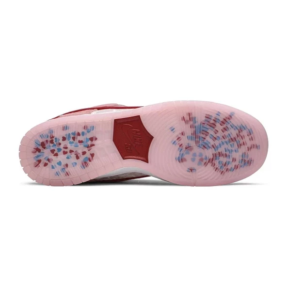 StrangeLove x Dunk Low SB Valentines Day - 5