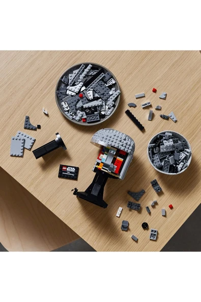 LEGO ® Star Wars™ Mandalorian™ Kaskı 75328 - Yetişkinler için Koleksiyonluk Yapım Seti (584 Parça) - Resim 10