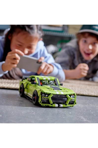 LEGO ® Technic Ford Mustang Shelby® GT500® 42138 – Koleksiyonluk Oyuncak Model Yapım Seti (544 Parça) - 4