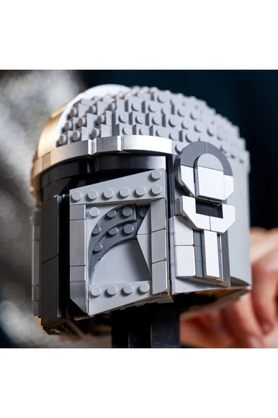 LEGO ® Star Wars™ Mandalorian™ Kaskı 75328 - Yetişkinler için Koleksiyonluk Yapım Seti (584 Parça) - Resim 7