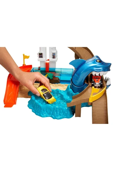 HOT WHEELS Sharky Yarış Seti - 3