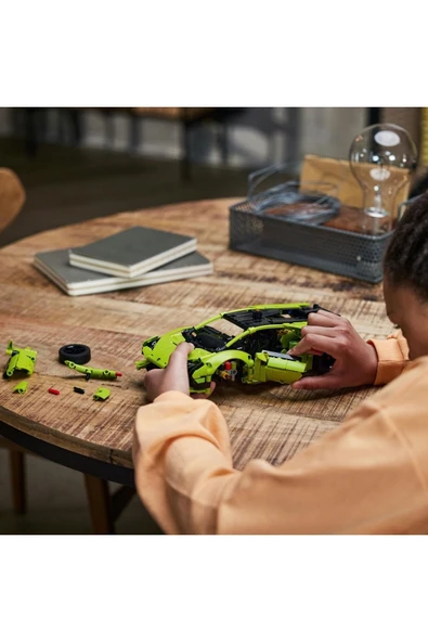 LEGO Technic Lamborghini Huracán Tecnica 42161 Oyuncak Yapım Seti (806 PARÇA) - Resim 7