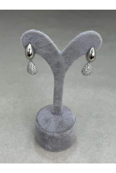Zirkon taşlı sallantılı damla küpe