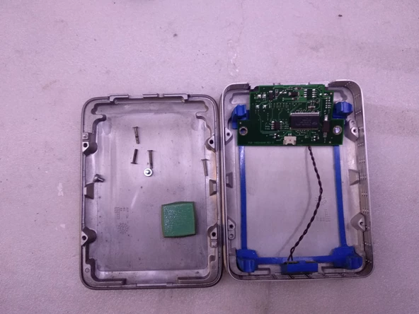 Seagate ST90000U2 USB 2.0 IDE 2.5 INCH HARDDISK KUTUSU - 3