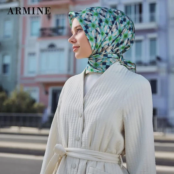 Armine Sura İpek