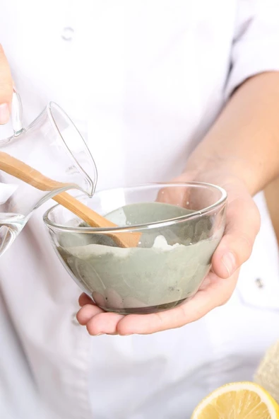 Yeşil Kil Doğal Yüz Bakım Maskesi 500 ML (Siyah Nokta ve Sivilce Karşıtı, Gözenek Sıkılaştırıcı) Yağlı ve Karma Ciltler - 5