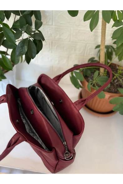 Mega Bag 8 Bölmeli İçi Tamamen Astarlı Hafif Tasarım Omuz Çantası - 4