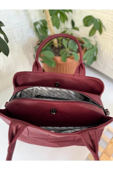 Mega Bag 8 Bölmeli İçi Tamamen Astarlı Hafif Tasarım Omuz Çantası - 5